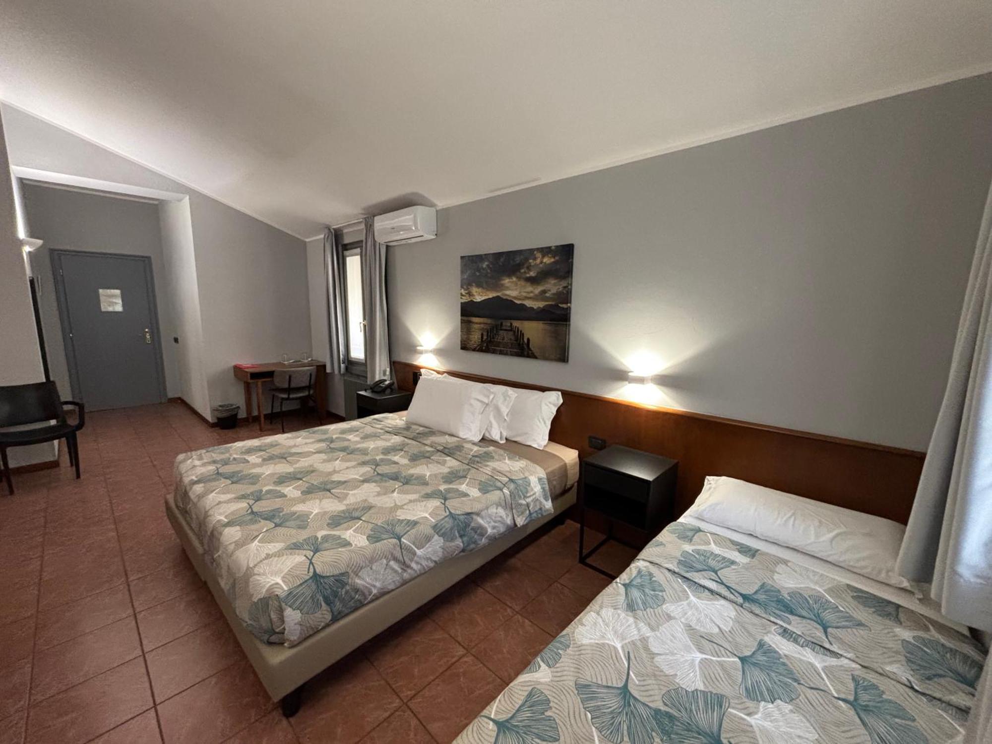 Villa Nasti Hotel Ristorante Canzo Buitenkant foto