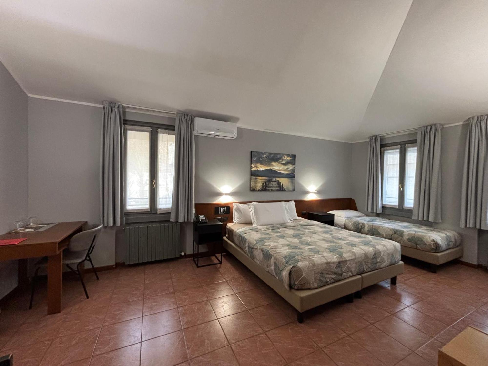 Villa Nasti Hotel Ristorante Canzo Buitenkant foto